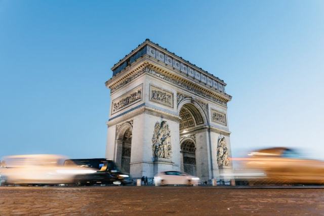 Cheap Economy Car Hire in Paris: Get More, Spend Less